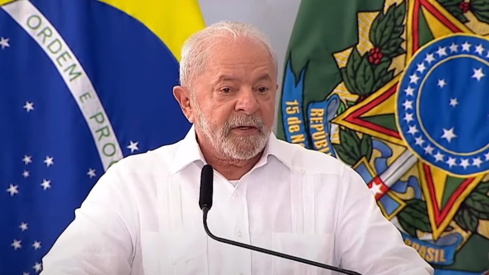 Lula condena redução de ajuda humanitária à Palestina