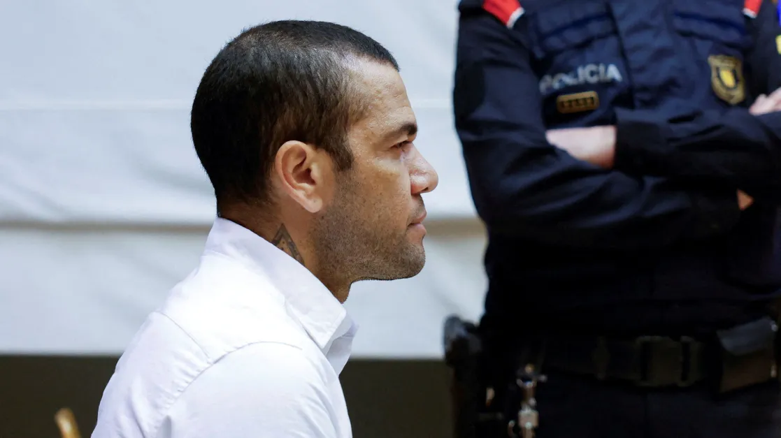 Justiça Espanhola concede liberdade provisória a Daniel Alves