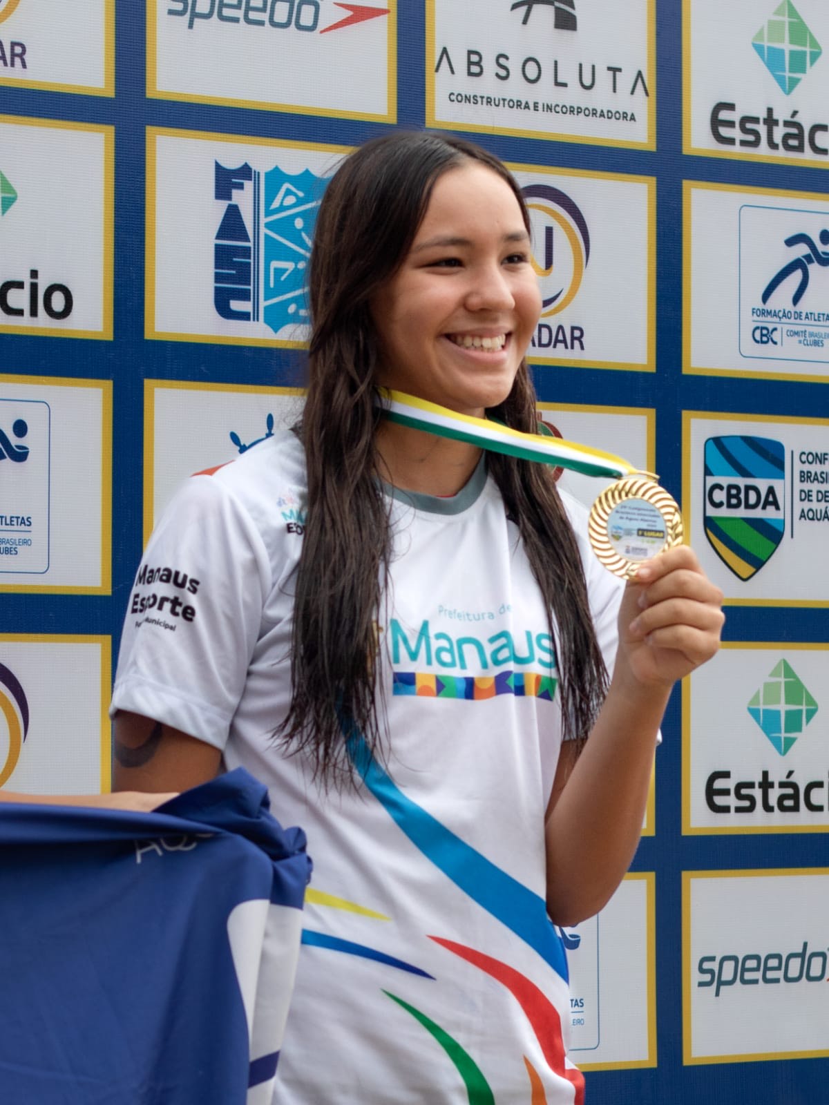 Nadadora do “Manaus Olímpica” fatura bicampeonato brasileiro