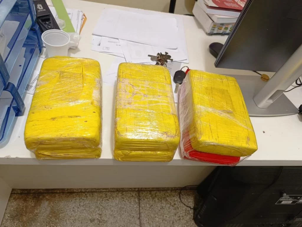 Cocaína avaliada em R$ 300 mil é apreendida em Uarini no AM