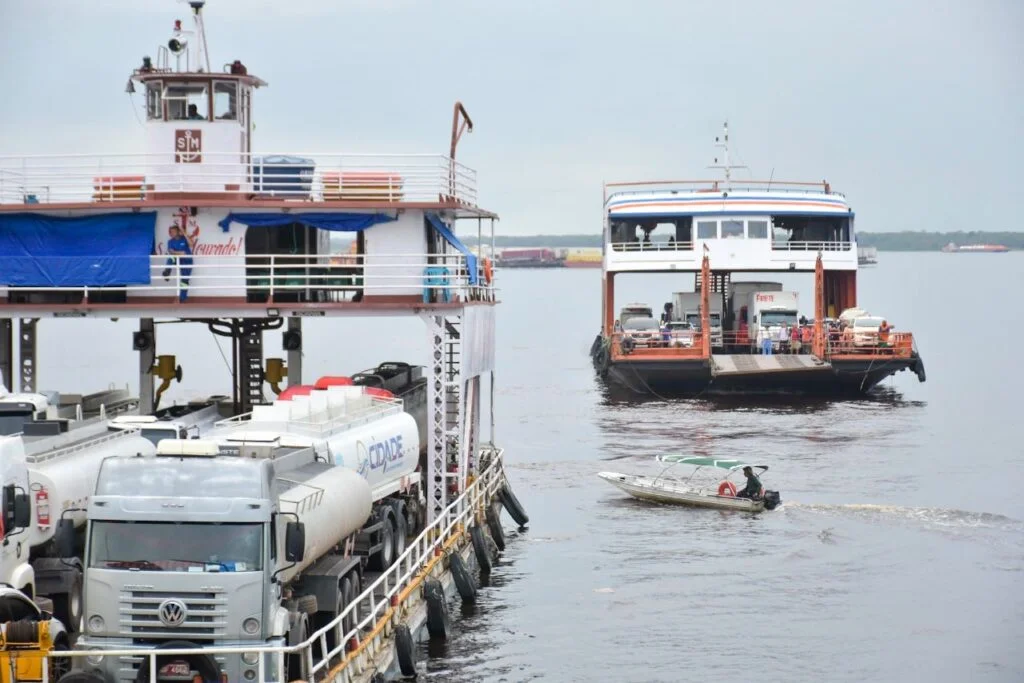 MPF apura denúncias sobre problemas no transporte para travessia entre Manaus e Careiro