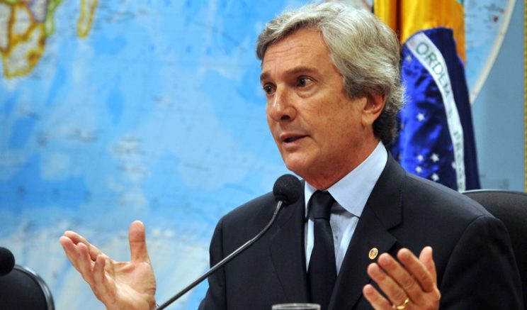 Ex-presidente Fernando Collor é preso 