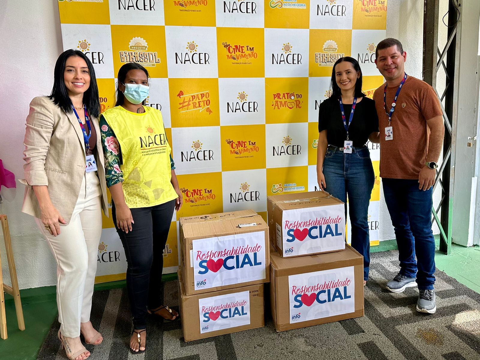 Grupo Info arrecada 395 kits de higiene pessoal, doados ao Instituto Nacer