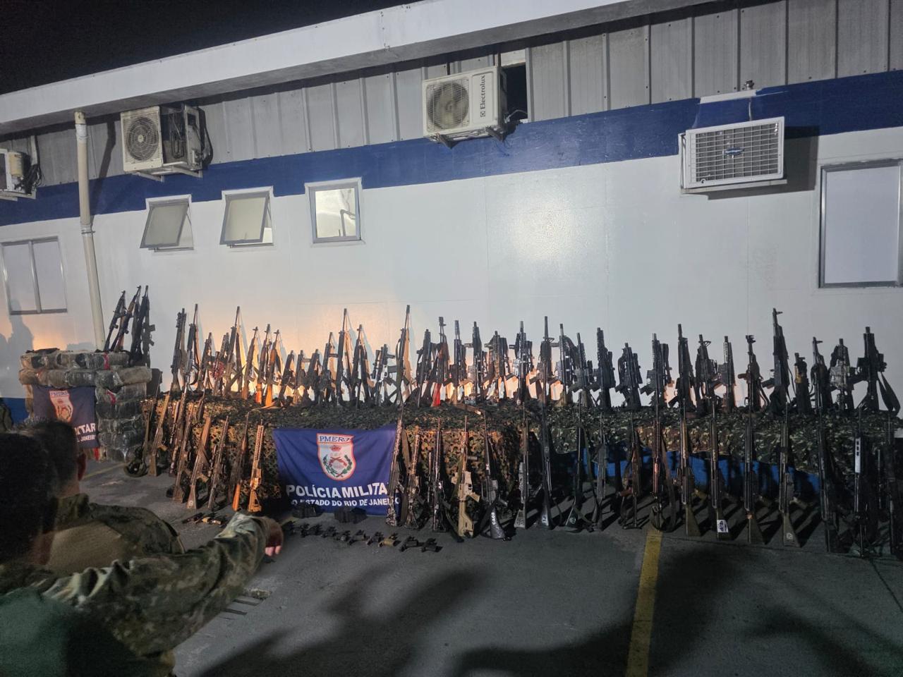 Guerra Contra o Tráfico: 125 pessoas mortas!