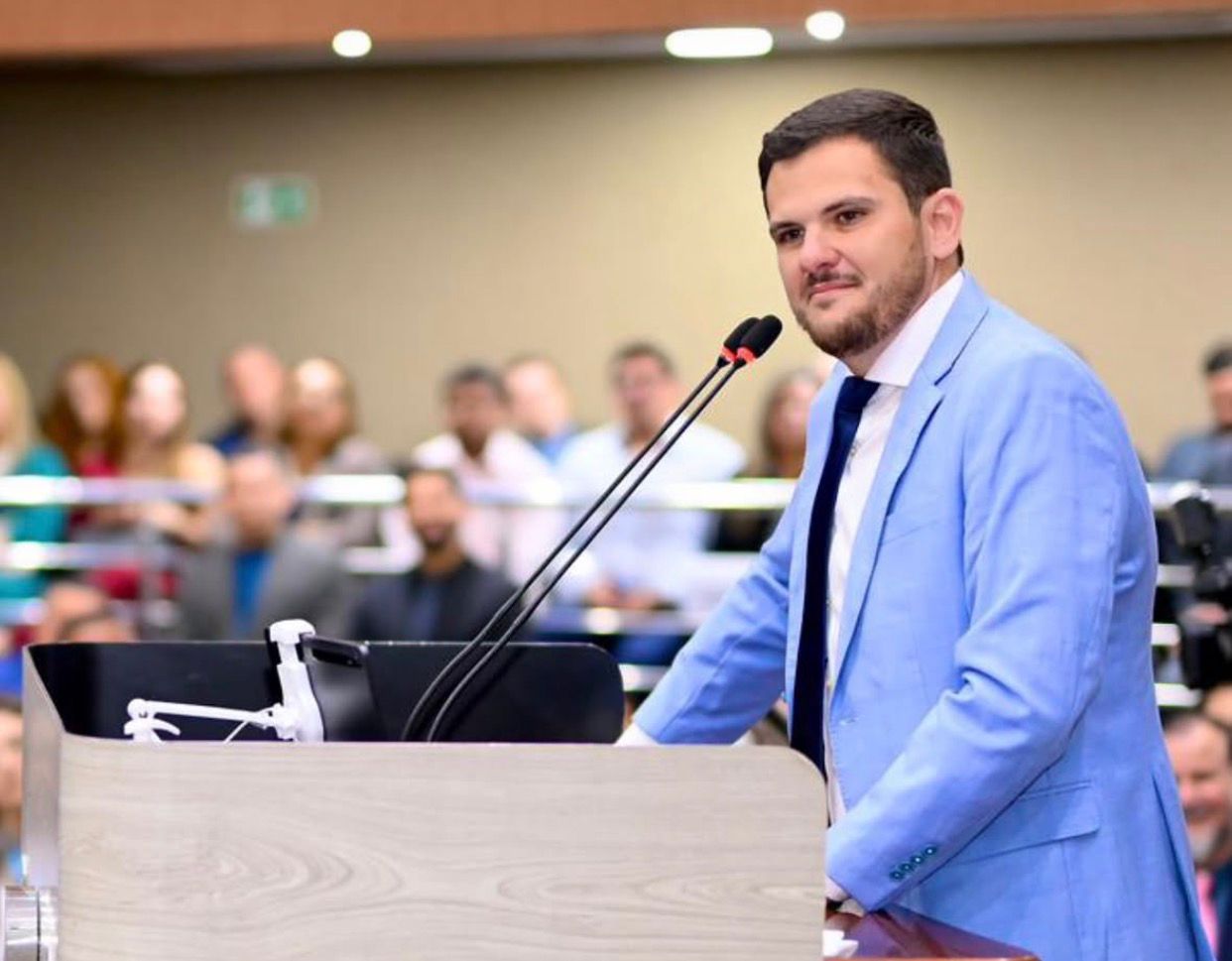 Prefeito Renato Junior promove mudanças na Saúde, Habitação e Cultura em Manaus