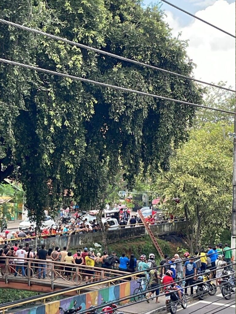 Corpo é encontrado na Avenida Brasil e mobiliza autoridades em Manaus